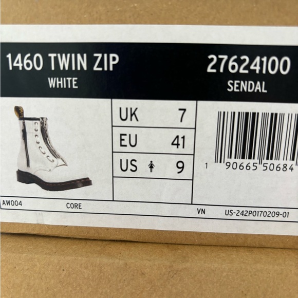 NIB Dr. Martens Women's 1460 Twin Zip 27624100 White Leather Boots 8 9 10 - Picture 14 of 15